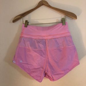 Lululemon coral pink shorts size 4